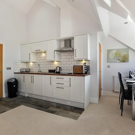 Wenlock Penthouse